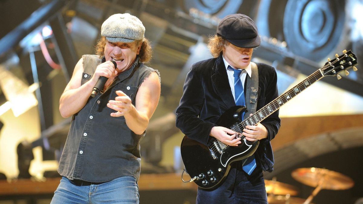 AC/DC oznámili návrat v plné parádě